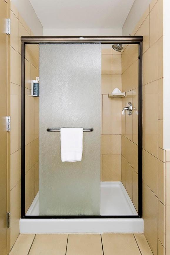 פייר Clubhouse Hotel And Suites מראה חיצוני תמונה