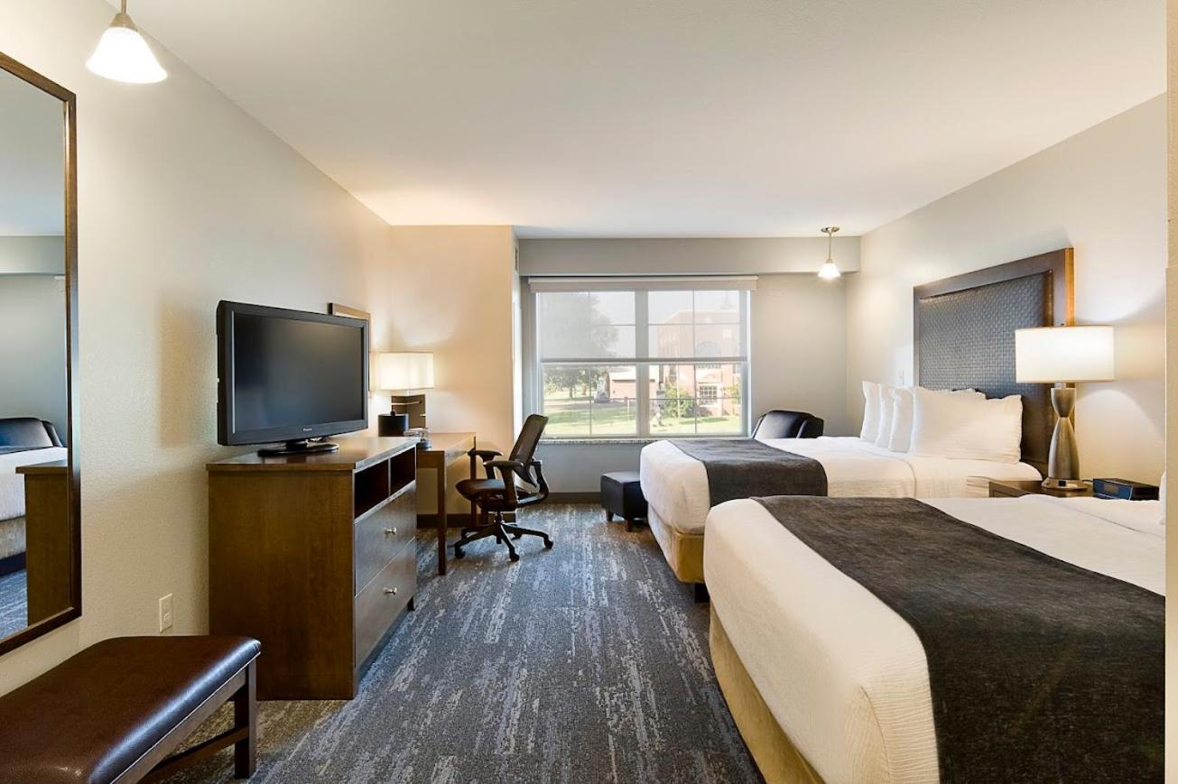 פייר Clubhouse Hotel And Suites מראה חיצוני תמונה