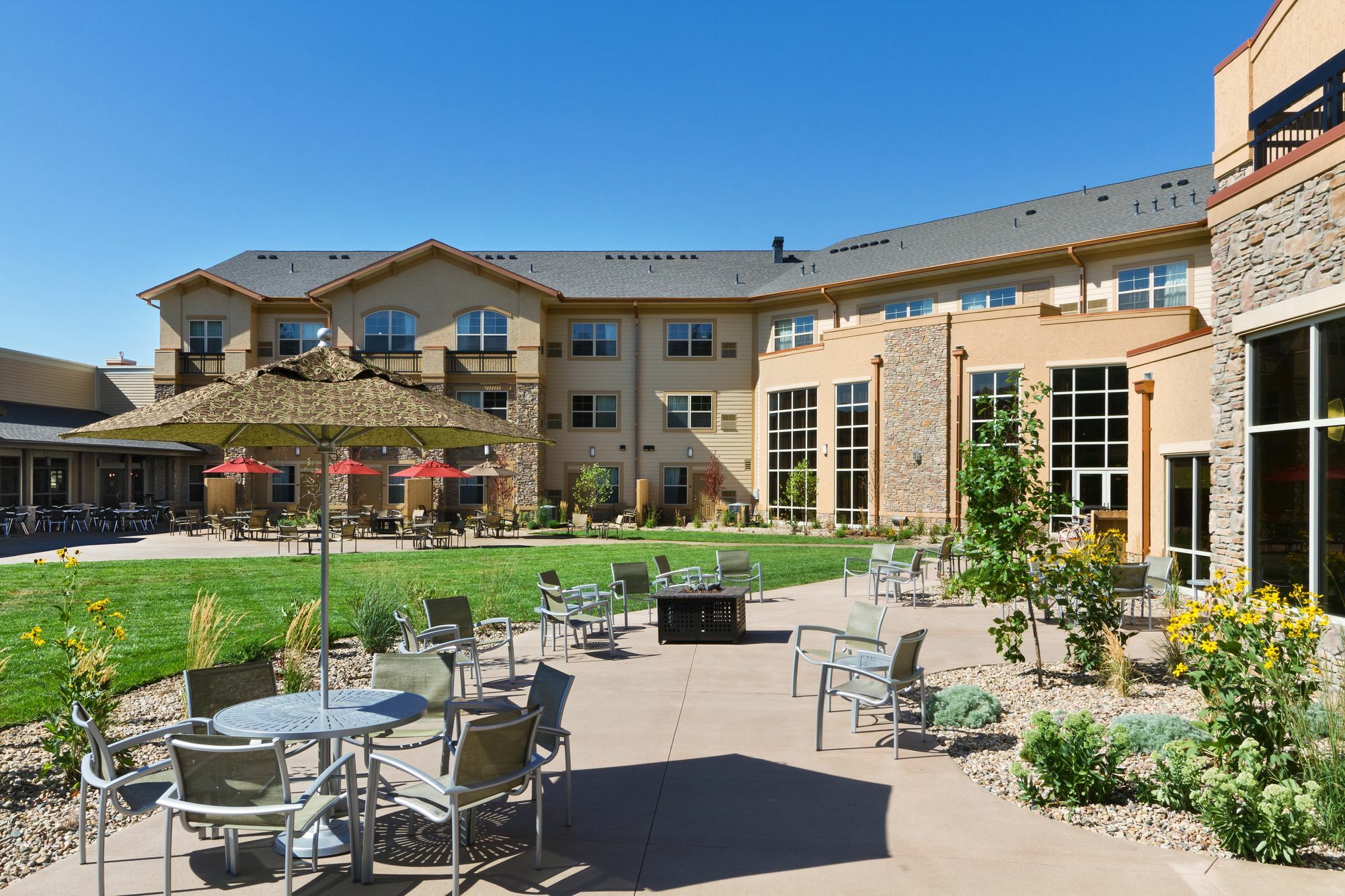 פייר Clubhouse Hotel And Suites מראה חיצוני תמונה