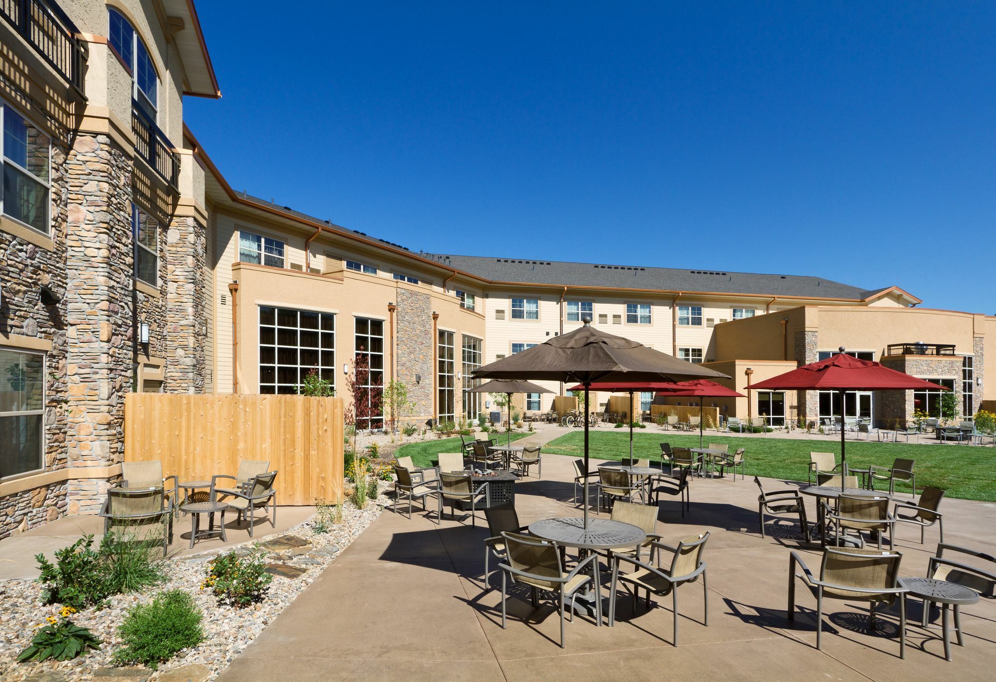 פייר Clubhouse Hotel And Suites מראה חיצוני תמונה